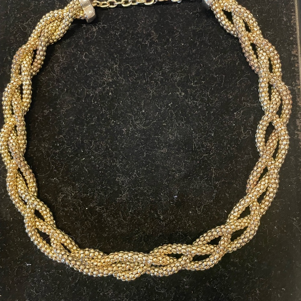 Elegant Gold Braided Necklace